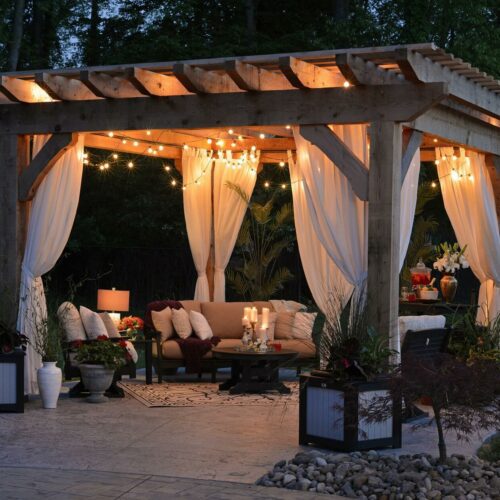 Pergola-avec-rideaux